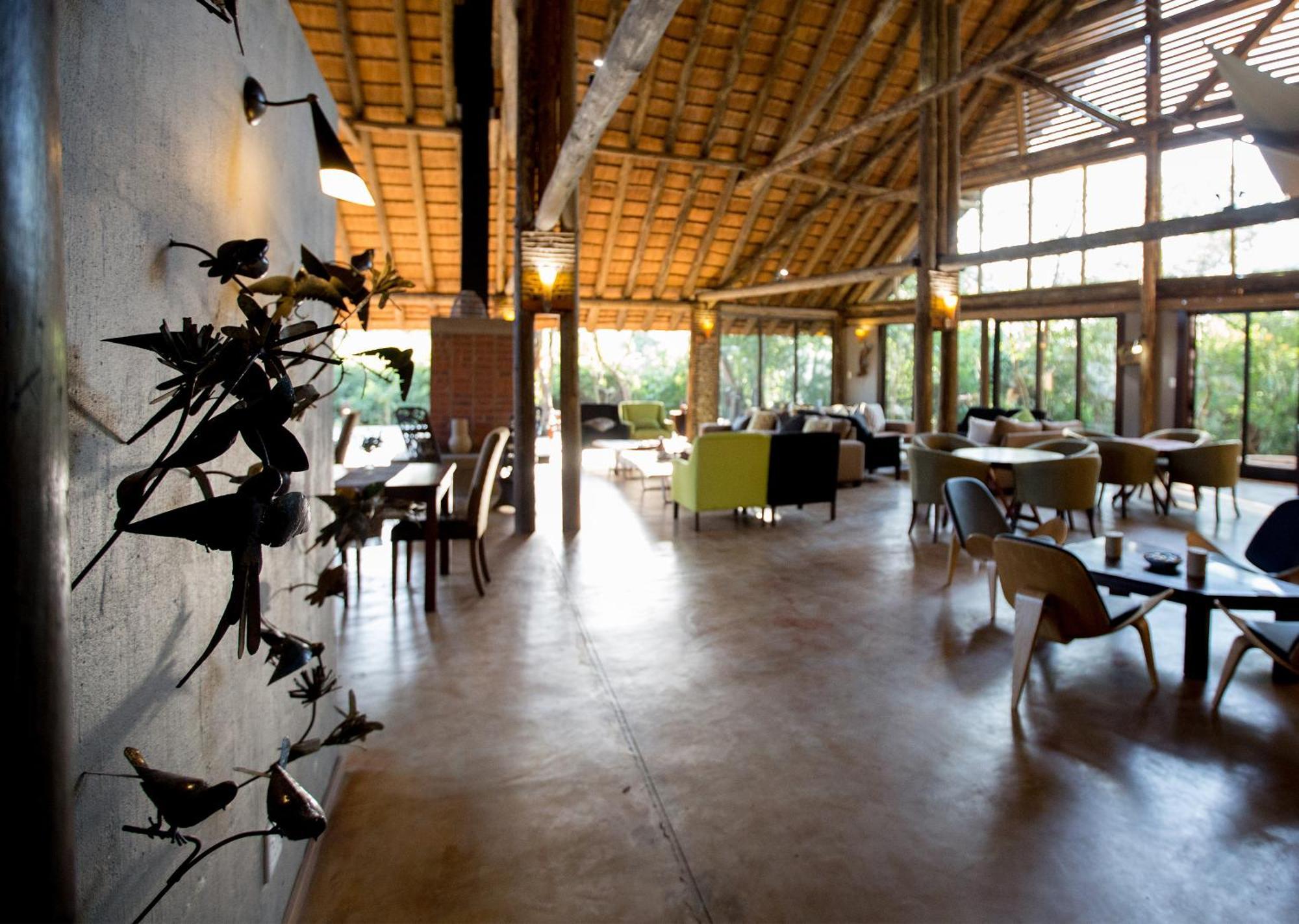 Royal Thonga Safari Lodge Sihangwane Buitenkant foto