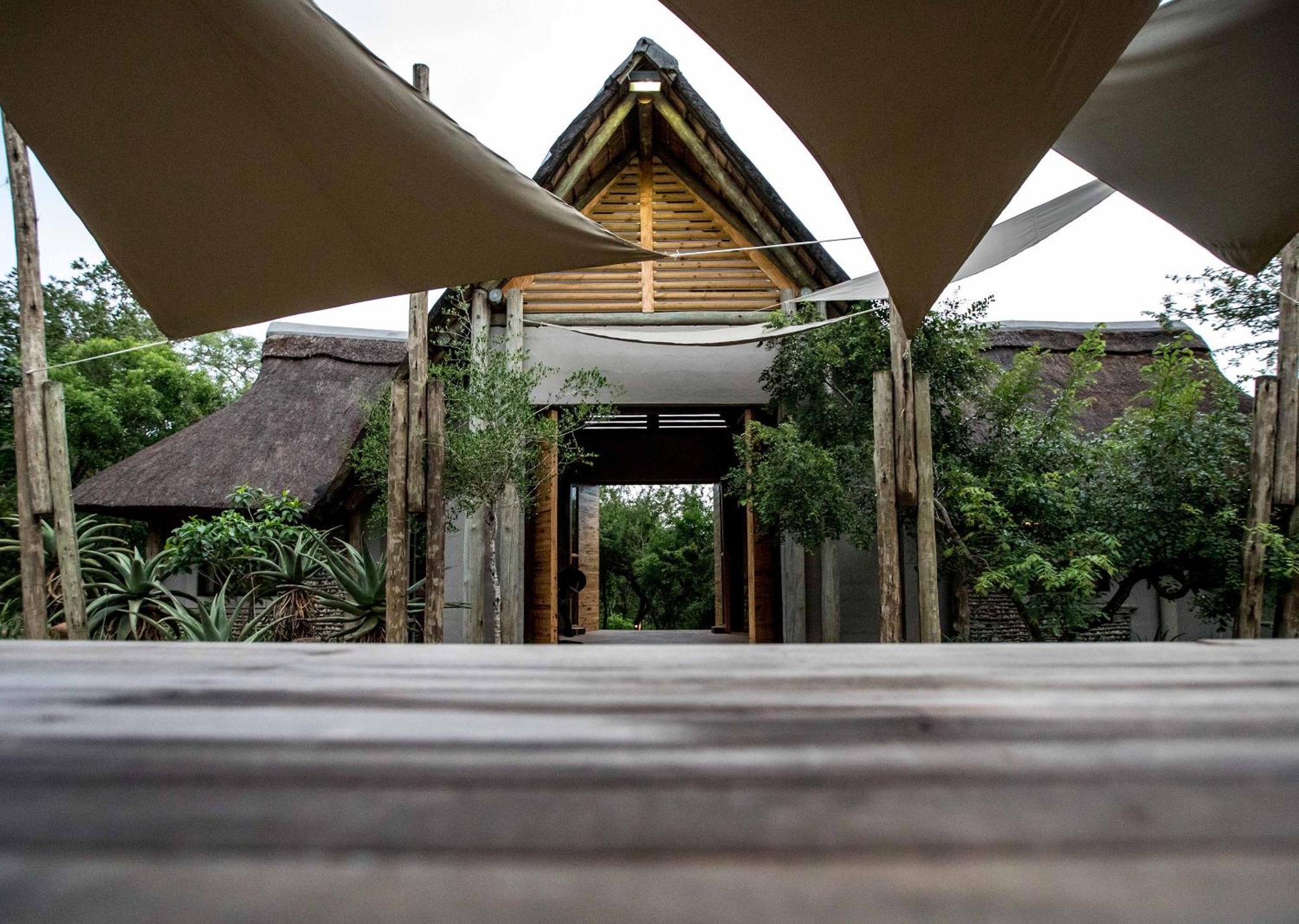 Royal Thonga Safari Lodge Sihangwane Buitenkant foto